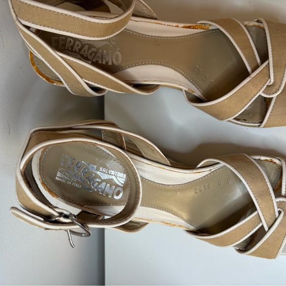 Salvatore ferragamo wedges size 8 - Picture 4 of 4